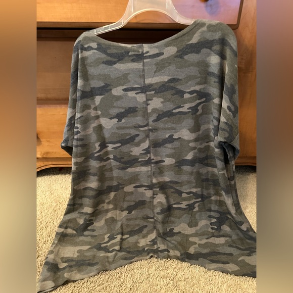 FANTASTIC FAWN SHARKBITE CAMO TUNIC - Picture 2 of 4